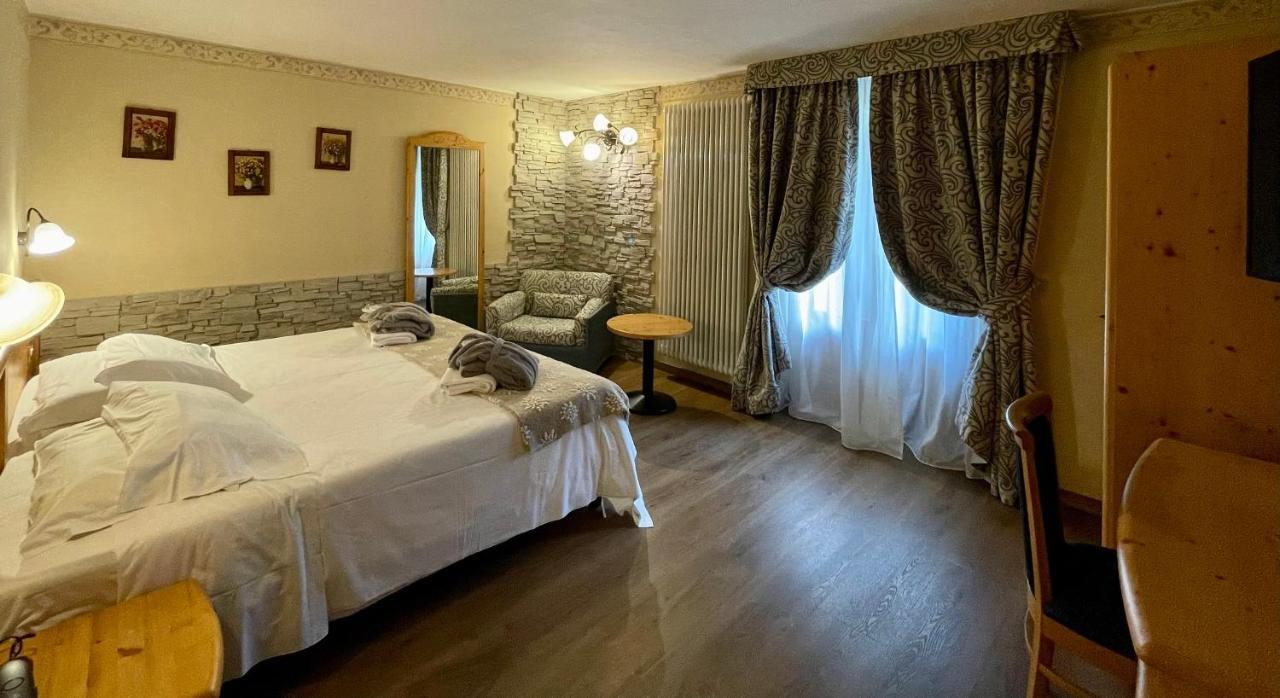 Hotel Edelweiss 3 Stelle Superior Брей-Червиния Экстерьер фото