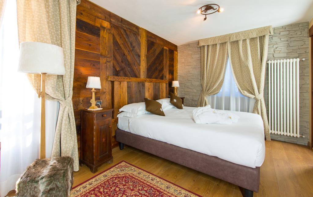 Hotel Edelweiss 3 Stelle Superior Брей-Червиния Экстерьер фото