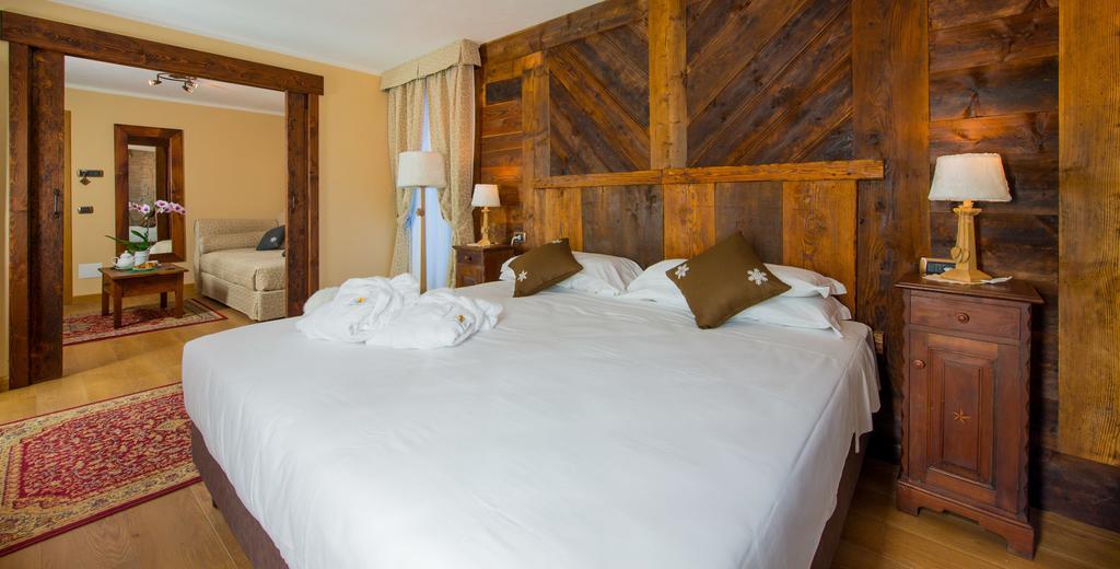 Hotel Edelweiss 3 Stelle Superior Брей-Червиния Экстерьер фото